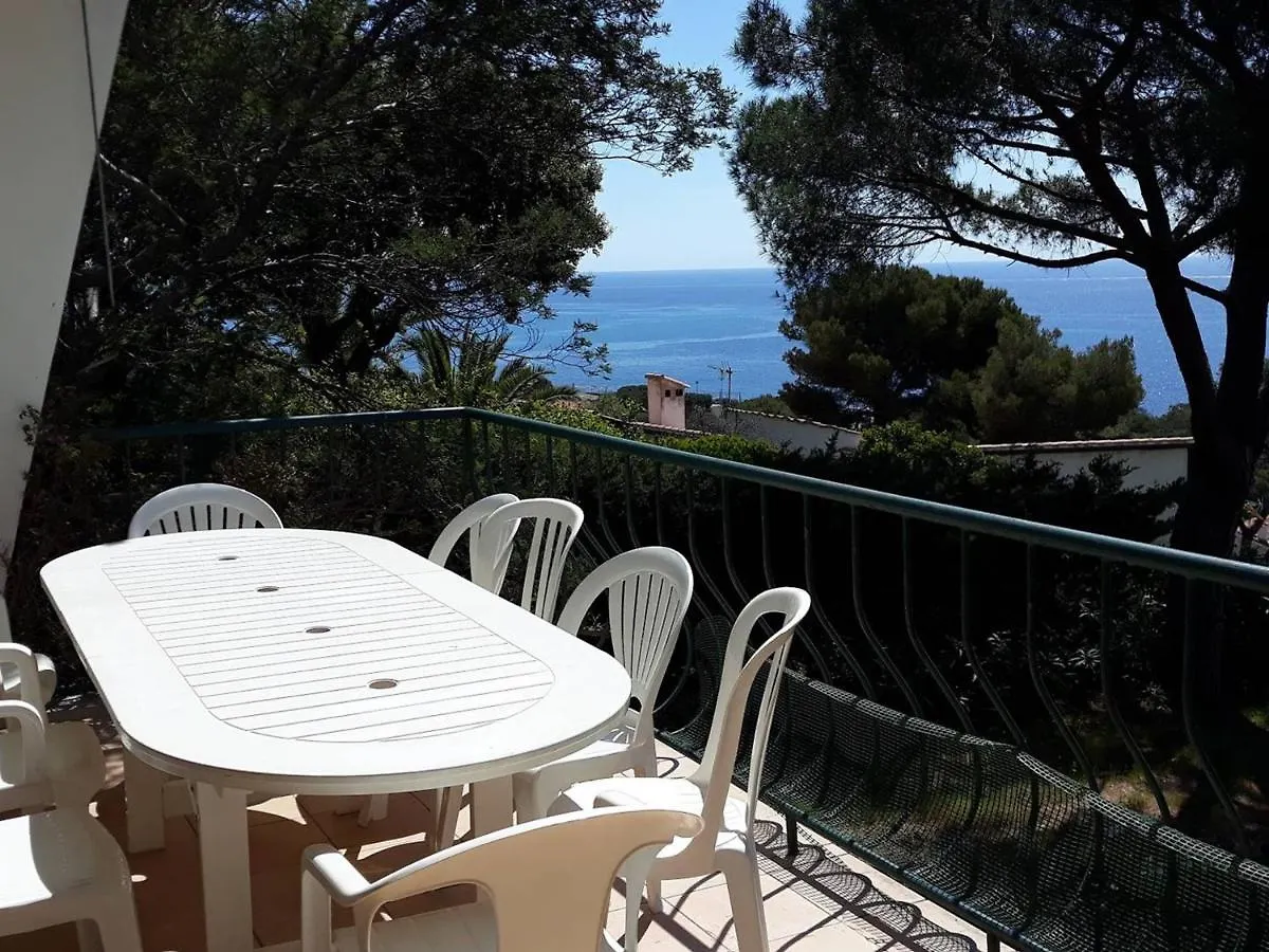 Villa Familiale 8 Pers, Jardin, Bbq, Proche Mer - Les Issambres - Fr-1-768-28 0*,