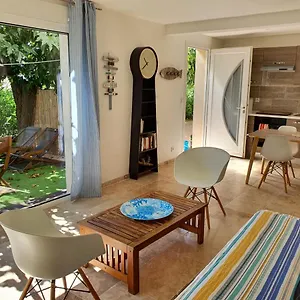  Apartment Reva
